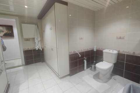 Продажа квартиры  в Анталье, Турция 3+1, 190м2, №223273 – фото 13