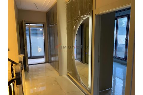 6+1 Villa i Bueyuekcekmece, Istanbul, Tyrkia Nr. 226452 - 6
