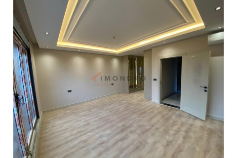 6+1 Villa i Bueyuekcekmece, Istanbul, Tyrkia Nr. 226452 - 8