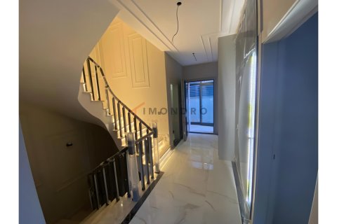 6+1 Villa i Bueyuekcekmece, Istanbul, Tyrkia Nr. 226452 - 18