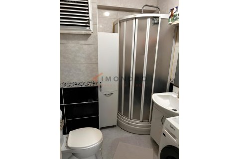 2+1 Leilighet i Beyoglu, Istanbul, Tyrkia Nr. 226454 - 12