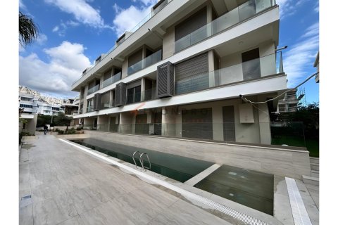 آپارتمان در Konyaalti،  Antalya ، ترکیه 1 خوابه ، 90 متر مربع.  شماره 221082