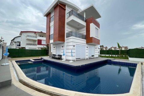 4+1 Villa i Belek, Antalya, Tyrkiet Nr. 229061
