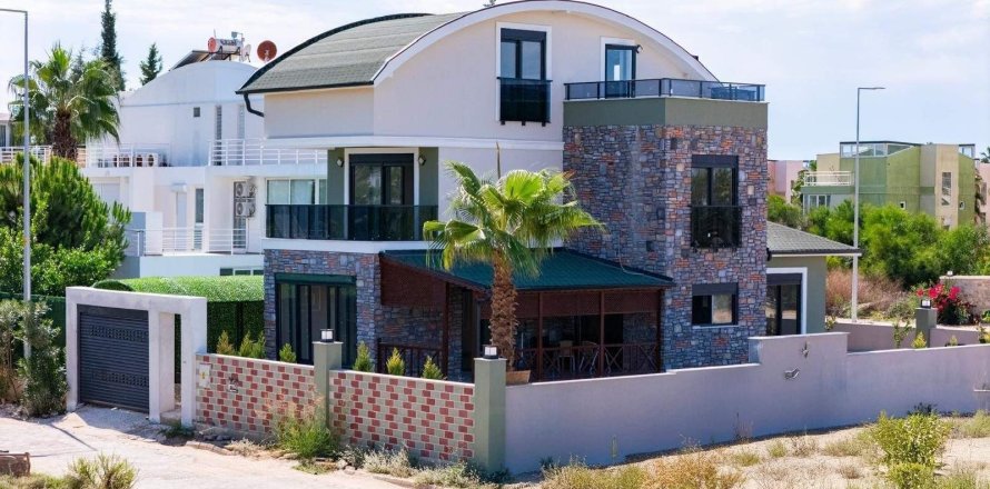 4+1 Villa  i Belek, Antalya, Tyrkiet Nr. 229060