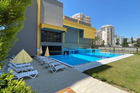 2+1 Wohnung  in Mahmutlar, Antalya, Türkei Nr. 231719