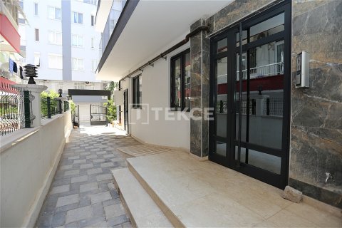 Аренда квартиры  в Анталье, Турция 1+1, 50м2, №213549 – фото 2