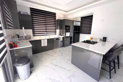 Аренда виллы в Караогланоглу, Гирне, Северный Кипр 4+1, 300м2, №213852 – фото 24