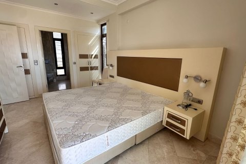 Аренда квартиры  в Аланье, Анталье, Турция 3+1, 220м2, №216886 – фото 10