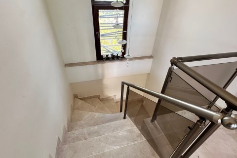 Аренда квартиры  в Аланье, Анталье, Турция 3+1, 220м2, №216886 – фото 12