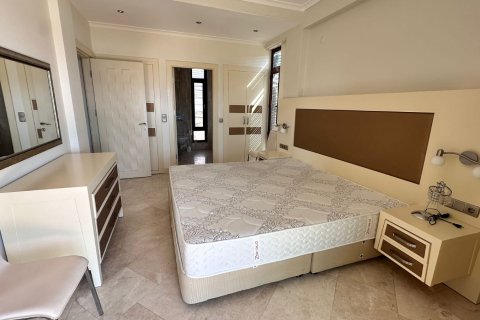 Аренда квартиры  в Аланье, Анталье, Турция 3+1, 220м2, №216886 – фото 4