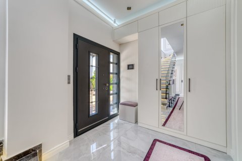 4+1 Villa i Alanya, Antalya, Tyrkiet Nr. 216887 - 8