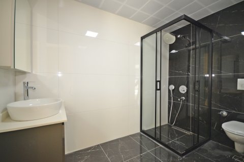 Аренда квартиры  в Аланье, Анталье, Турция 3+1, 141м2, №216884 – фото 12