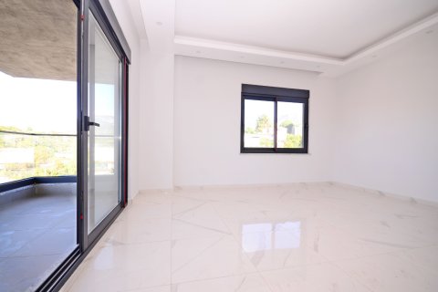 Аренда квартиры  в Аланье, Анталье, Турция 4+1, 154м2, №216883 – фото 13