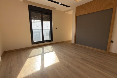 Продажа квартиры  в Кепезе, Анталье, Турция 2+1, 90м2, №213194 – фото 19