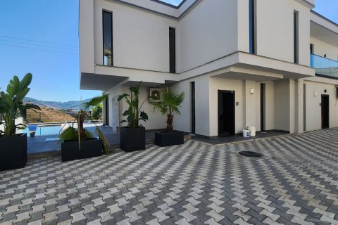 Продажа виллы  в Каргыджаке, Аланье, Анталье, Турция 3+1, 180м2, №212294 – фото 6