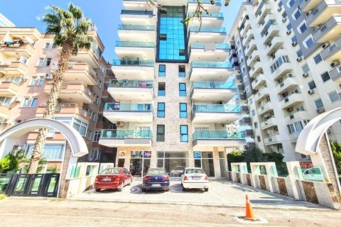 1+1 Apartment  in Mahmutlar, Antalya, Turkey No. 229345