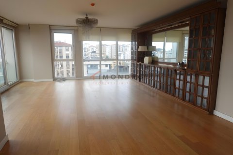 آپارتمان در Kadikoy، Istanbul ، ترکیه 5 خوابه ، 228 متر مربع. شماره 226628 - 2