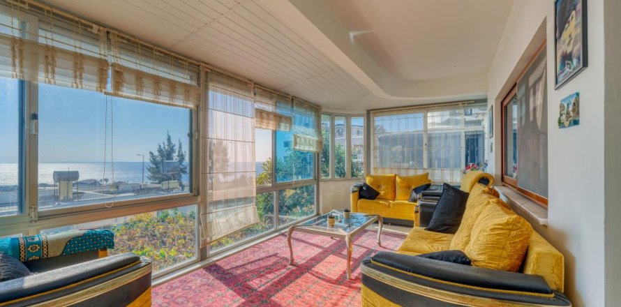 3+1 Villa  in Alanya, Antalya, Türkei Nr. 217882