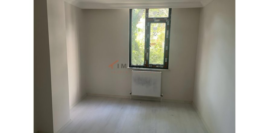 2+1 Lejlighed  i Fatih, Istanbul, Tyrkiet Nr. 226871