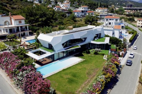 Продажа виллы в Чаталкое, Гирне, Северный Кипр 3+1, 700м2, №214094 – фото 1