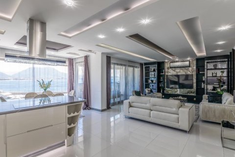 3+1 Lejlighed  i Alanya, Antalya, Tyrkiet Nr. 215484 - 1