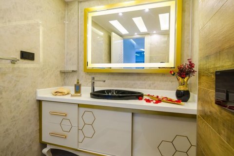 3+1 Lejlighed  i Alanya, Antalya, Tyrkiet Nr. 215484 - 12