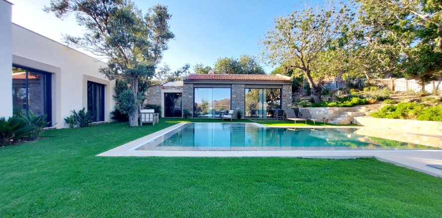 Villa  3+1  Bodrum, Muğla, Türkiye №215487