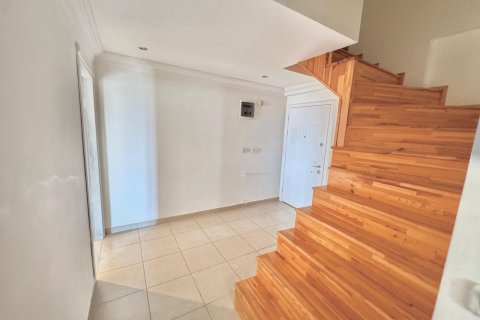 آپارتمان در  Oba ، ترکیه 3 خوابه ، 140 متر مربع.  شماره 218783 - 12