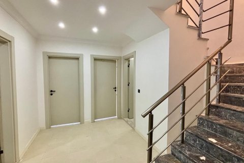 2+1 Lägenhet  i Alanya, Antalya, Turkiet Nr. 217348 - 11