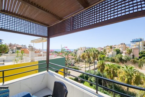 ویلا در  Kestel ، ترکیه 3 خوابه ، 370 متر مربع.  شماره 217347 - 2