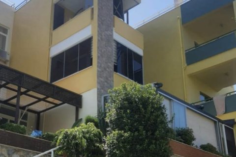 ویلا در  Kestel ، ترکیه 3 خوابه ، 370 متر مربع.  شماره 217347 - 5