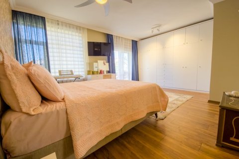 ویلا در  Kestel ، ترکیه 3 خوابه ، 370 متر مربع.  شماره 217347 - 10