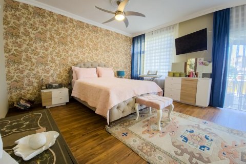 ویلا در  Kestel ، ترکیه 3 خوابه ، 370 متر مربع.  شماره 217347 - 6