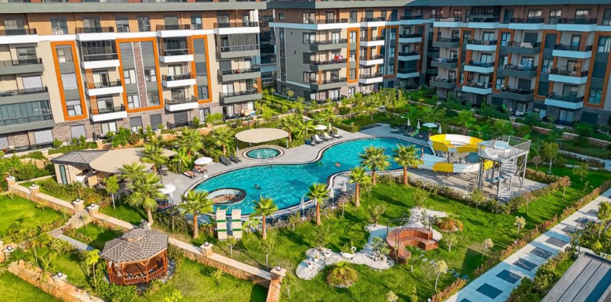 3+1 Lejlighed  i Alanya, Antalya, Tyrkiet Nr. 216916