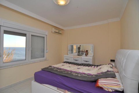 3+1 Villa  i Alanya, Antalya, Turkiet Nr. 216919 - 24