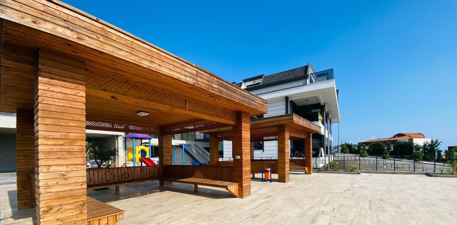 5+1 Apartment  in Bektas, Alanya, Antalya, Turkey No. 213326