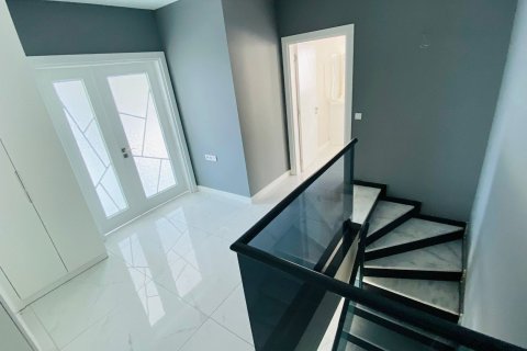 Apartment for sale  in Bektas, Alanya, Antalya, Turkey, 5 bedrooms, 250.0m2, No. 213326 – photo 8