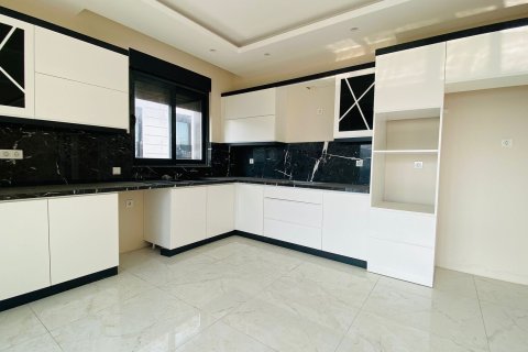 Apartment for sale  in Bektas, Alanya, Antalya, Turkey, 5 bedrooms, 250.0m2, No. 213327 – photo 20