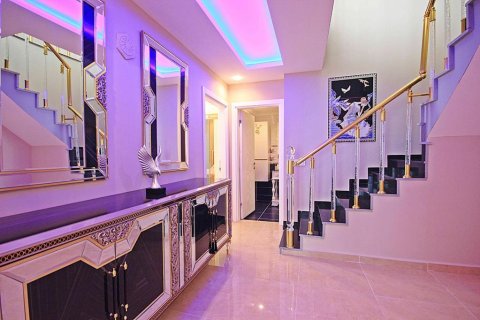 آپارتمان در  Mahmutlar ، ترکیه 3 خوابه ، 220 متر مربع.  شماره 219204 - 14