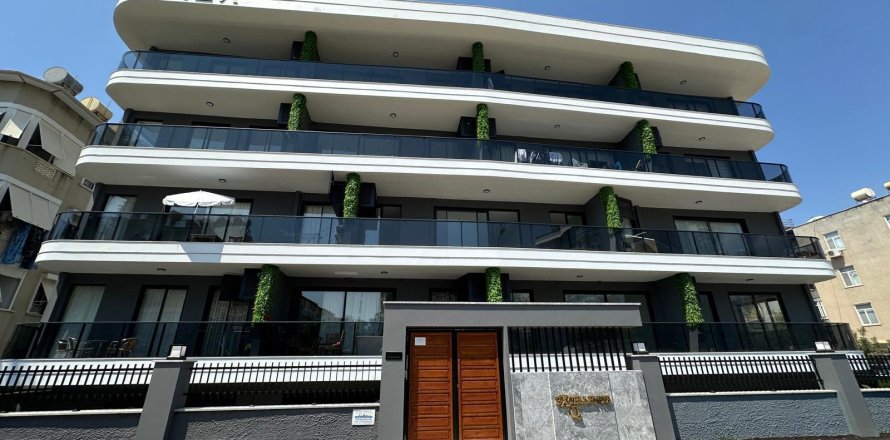 2+1 Lägenhet  i Oba, Antalya, Turkiet Nr. 223217