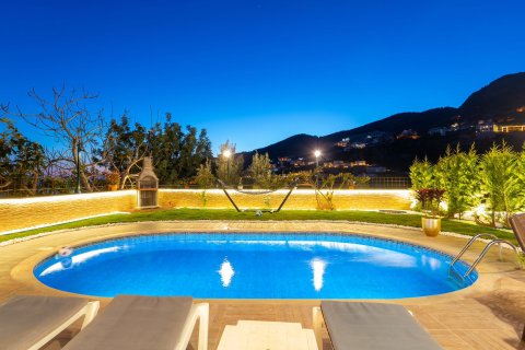 Villa for sale in Alanya, Antalya, Turkey, 4 bedrooms, 330m2, No. 225690 – photo 12