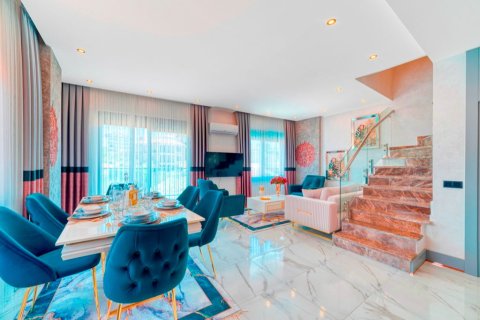 2+1 Apartment  in Oba, Antalya, Turkey No. 219314