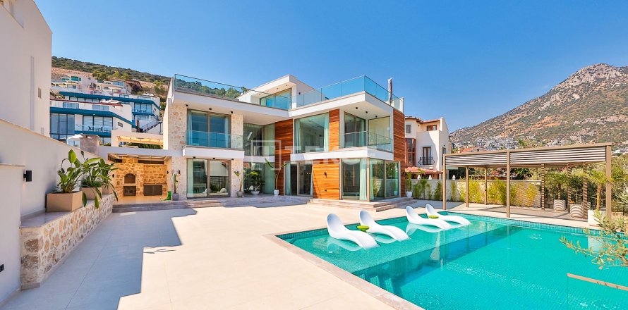 5+1 Villa  in Kas, Antalya, Türkei Nr. 222232