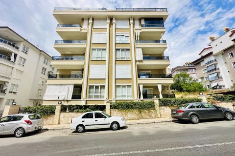 2+1 Lägenhet i Alanya, Antalya, Turkiet Nr. 230207
