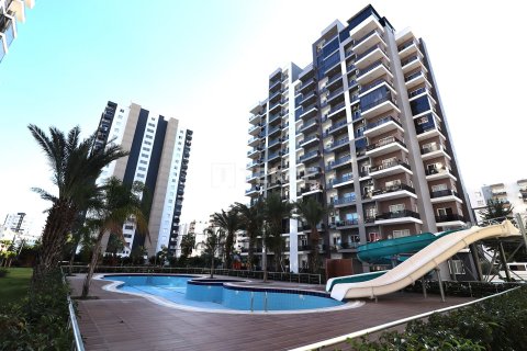 1+1 Apartment  in Mezitli, Mersin, Turkey No. 224480