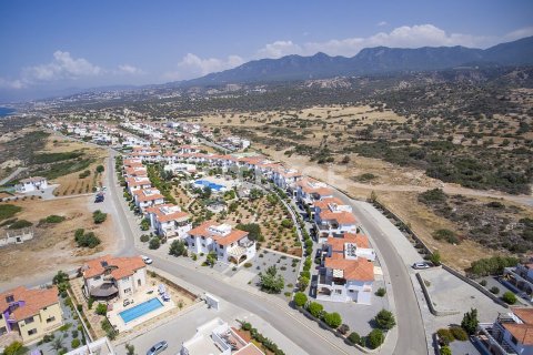 Продажа квартиры в Гирне, Северный Кипр 3+1, 130м2, №214954 – фото 12