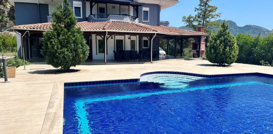 Villa 4+1 Dalyan, Muğla, Türkiye №233286