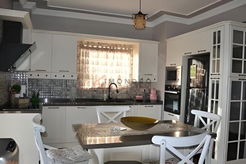 ویلا در Silivri ، ترکیه 5 خوابه ، 400 متر مربع. شماره 214811 - 23