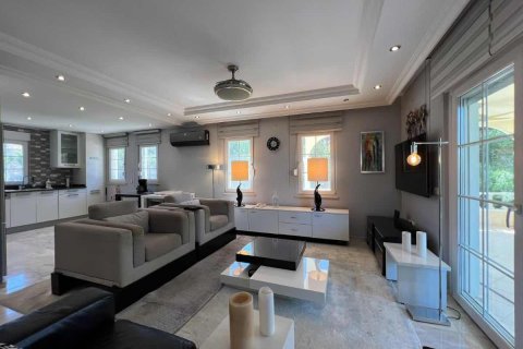 3+1 Villa  i Incekum, Antalya, Tyrkiet Nr. 218228 - 3