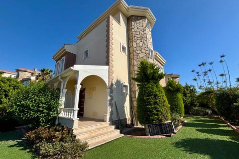 3+1 Villa  i Incekum, Antalya, Tyrkia Nr. 218228